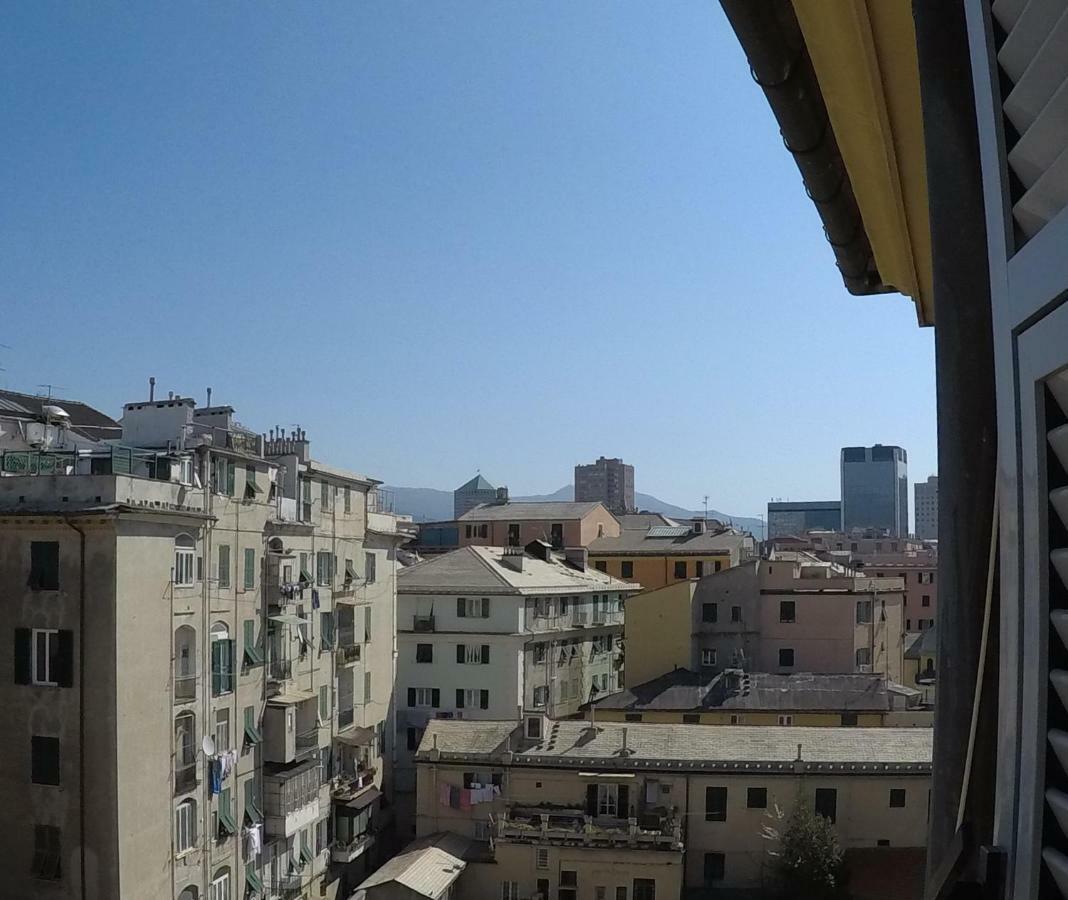 Dietro Il Teatro Modena 제노바 외부 사진